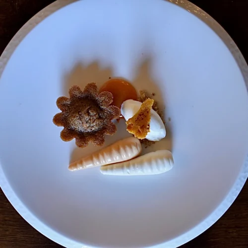 Carrot cake with yoghurt, honey and walnuts