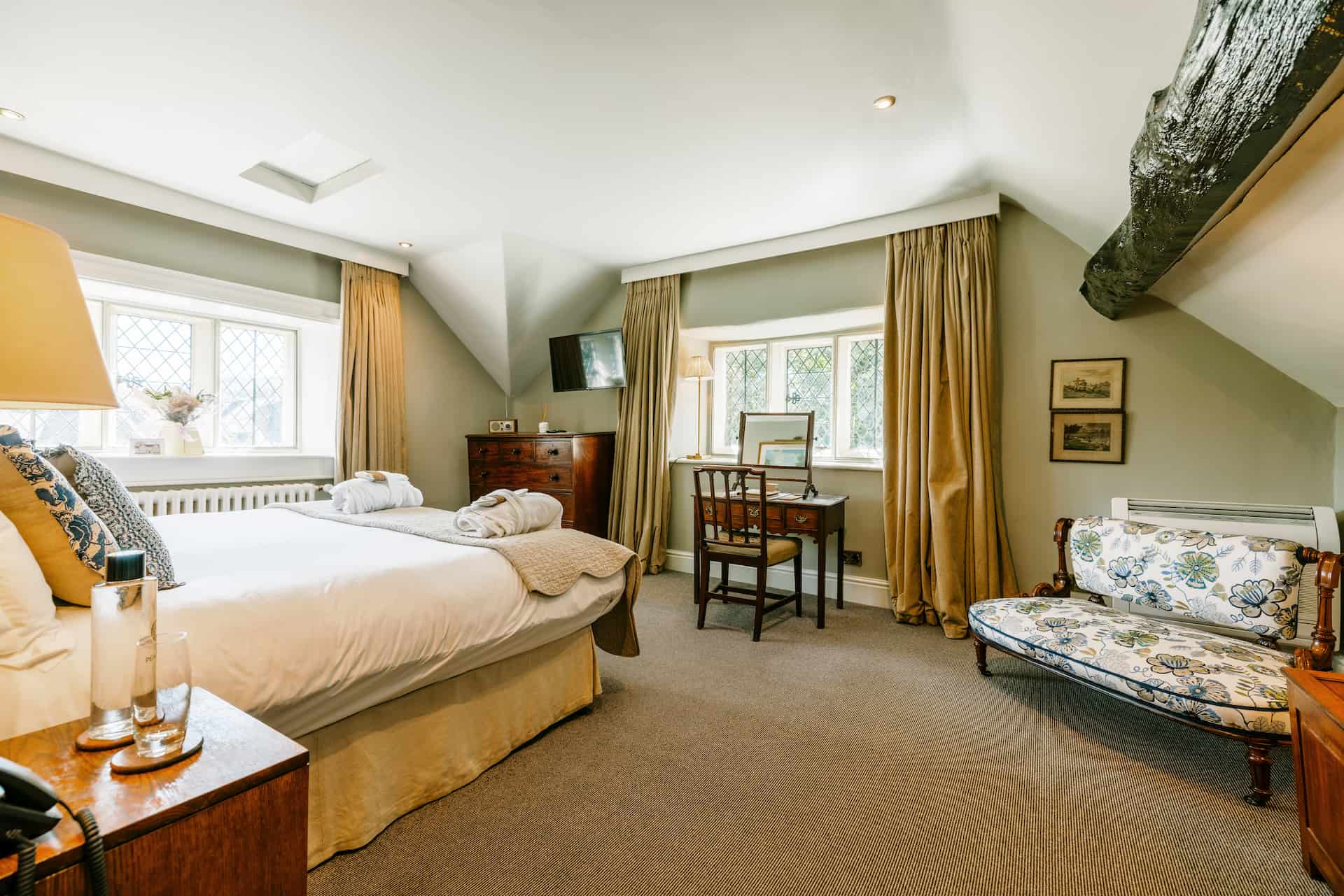 The-Peacock-Rowsley-Bedroom-